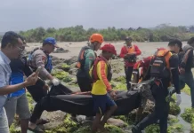 Tim SAR Temukan Satu Orang Wisatawan Korban Terseret Arus Laut