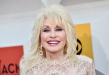 Dolly Parton Rela Jalani Pengobatan Eksperimental Demi Sesama