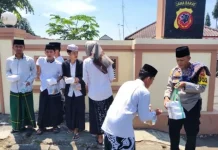 Jumat Berkah, Polsek Jalancagak, Hangatkan Pengguna Jalan