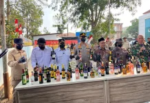 Polres Cimahi Musnahkan Barang Bukti 5.048 Knalpot, Narkoba serta 15.112 Botol Miras