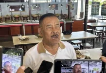 Umuh Muchtar Kobarkan Semangat Persib jelang Hadapi PSM