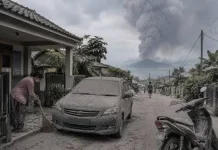 Bupati: Abu Vulkanik Karakatu, Tingkatkan Kewaspadaan Hadapi Bencana