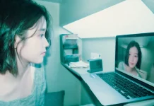 IU Rilis Teaser ' Unknown Planet '