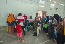 Kawal Bantuan Tepat Sasaran, Babinsa Koramil Ciasem Monitoring PBP Tahap I