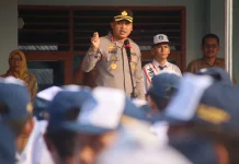 Kapolres Subang Tanamkan Disiplin dan Cegah Bahaya Narkoba di SMPN 6