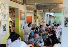 Orbital Dago, Menyantap Kuliner di Tengah Galeri Seni