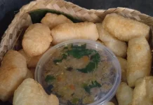 Besek: Tempat Berbagai Makanan yang Mulai Tergerus Jaman