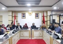 DPRD Jabar Desak Moratorium Revitalisasi Pasar Ciroyom