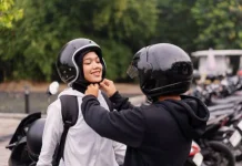 5 Alasan Penting Menggunakan Helm saat Berkendara Motor