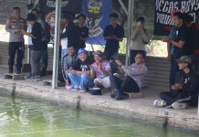 Dorong Kondusivitas, Polres Purwkarta Gelar Mancing Bersama Viking dan Jakmania