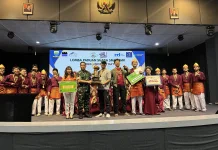 Puncak World Coconut Day ke-3, Puluhan Sekolah Tampil di Lomba Paduan Suara