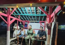 Babinsa Koramil 0502/Pagaden Cek Pos Ronda, Ajak Warga Jaga Keamana!n Malam