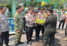 Soloditas TNI/Polri, Dua Polsek di Subang Rayakan HUT Ke-81 TNI di Makoramil Subang