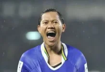 Adam Alis Bidik Tiga Poin Persib di Kandang Port FC