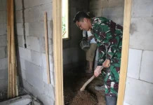 Rumah Utis Direhab Program TMMD Ke-127 Kodim 0624