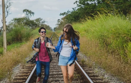 Daop 2 Bandung Ingatkan Bahaya Ngabuburit di Rel