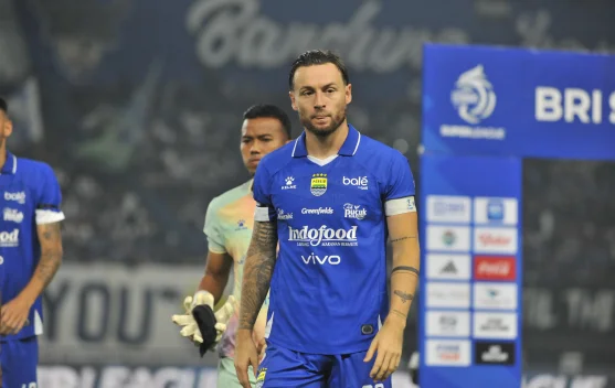 Marc Klok Siap Tempur, Persib Targetkan Kemenangan di Samarinda