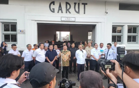 Kereta Cikuray Garut - Pasar Senen Okupansi Lebih 100 Persen