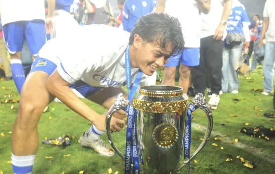 usai Juara Bersama Persib,Alfeandra Dewangga Hijrah ke Arema FC