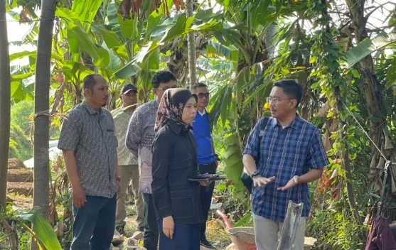 Ineu Purwadewi Sundari Perjuangkan Perbaikan Irigasi di Darmajaya