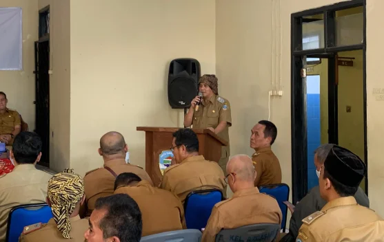Silaturahmi Dengan Para Lurah,Diky Candra: Maaf Banyak Perubahan Program Pusat