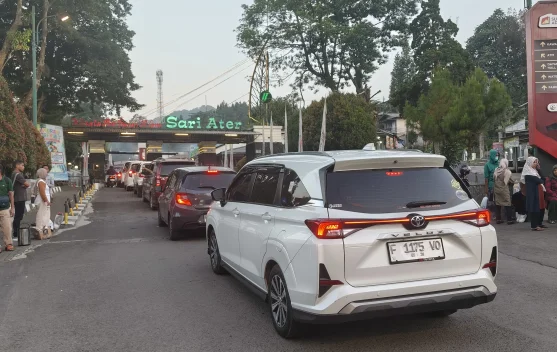 Libur Sekolah Tingkat Kunjungan Wisatawan je Sari Ater Subang Naik 10 Persen
