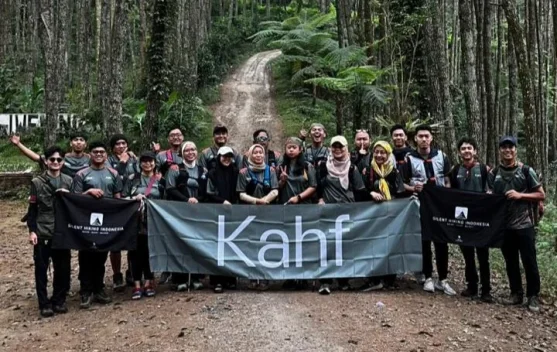 Silent Hiking Indonesia Gabungkan Aktivtas Alam dengan Mindfulness