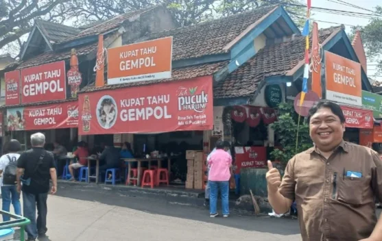 Kupat Tahu Gempol,Kuliner Legendaris di Kota Bandung