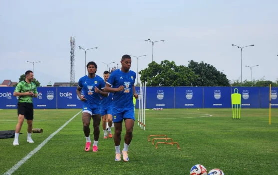 Adam Alis Antusias Sambut Latihan Perdana Persib 2026/2027