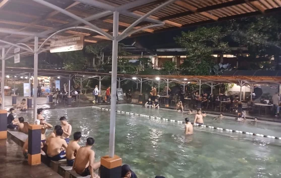 Kunjungan Wisatawan saat Liburan Sekolah ke Sari Ater Subang Naik 30 Persen
