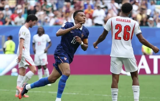 Kylian Mbappe Raih Sepatu Emas Piala Dunia FIFA 2026