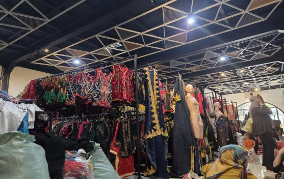 Galeri Evoy Production Perkenalkan Kekayaan Budaya Pakaian Nusantara