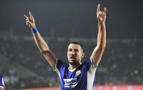 Balsa Sekulic Bidik Gelar usai Persib Juara Grup A Piala Presiden 2026