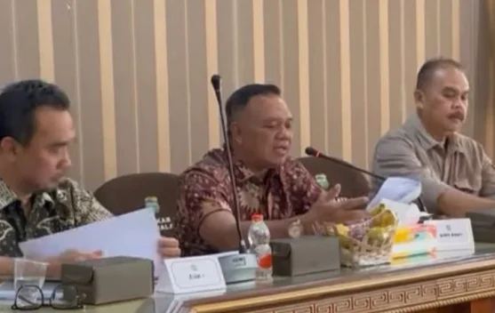 Tingkatkan Kunjungan, Wabup Tasikmalaya ajak Warga Pasar Jaga Kebersihan