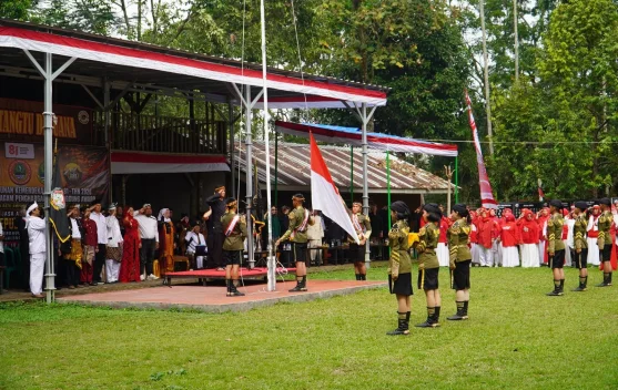 Raja dan Budayawan Jabar Gelar Upacara HUT RI di Tasikmalaya
