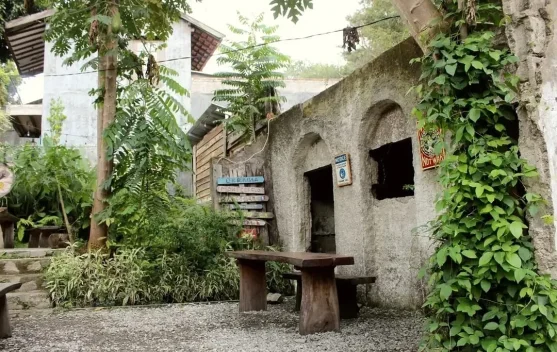 Dakar Dago Pakar, Kafe Vintage Bernuansa Asri