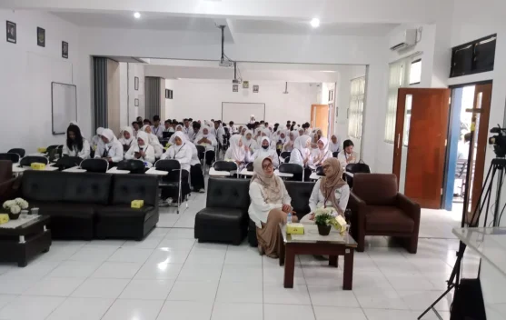 STIKes Budi Luhur Cimahi Jadi Lokasi Perdana Program SMK Go Global