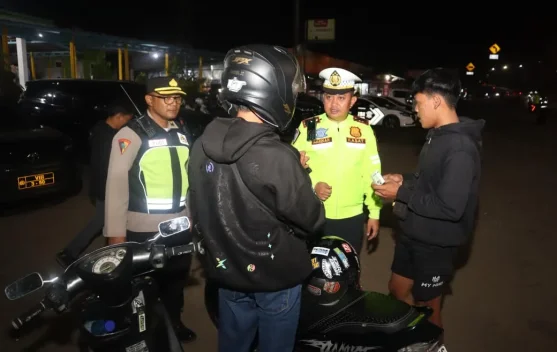 Jaga Rasa Aman Warga, Polres Subang Gelar Patroli Gabungan Tengah Malam