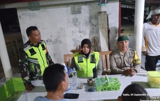 Sinergi TNI/Polri Ciptakan Rasa Aman dan Nyaman Warga Legonkulon Subang