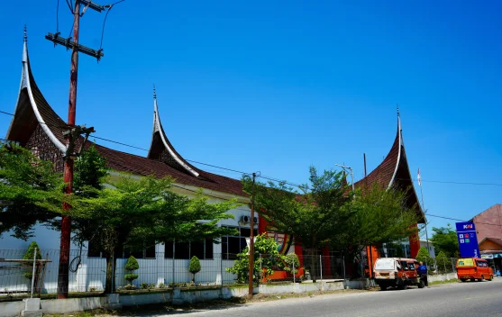 Stasiun Duku Layani Seluruh KA Penumpang Divre II
