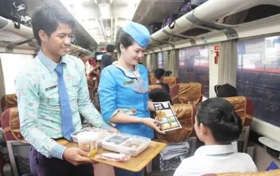 Seiring Waktu, KAI Service Kereta Makan juga Berubah