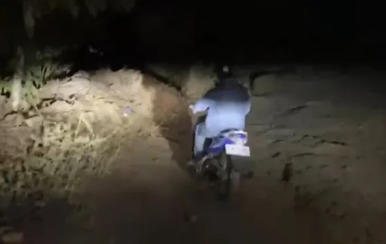 Hadiri “Ngarumat Lembur” di Tamansari, Diky Candra : Prihatin Jalan Rusak