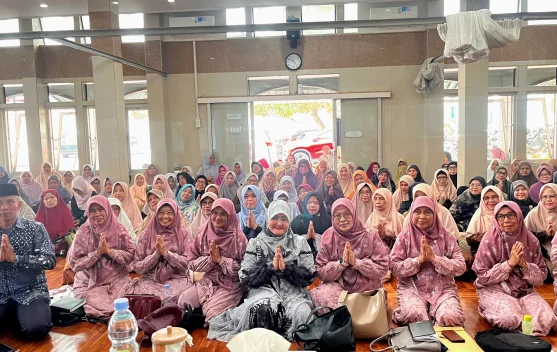 Putus Rantai Kekerasan, Istri Diky Candra Gencar Sosialisasi Melalui Pengajian