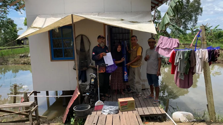 BPBD Salurkan Logistik, Korban  Angin Puting Beliung