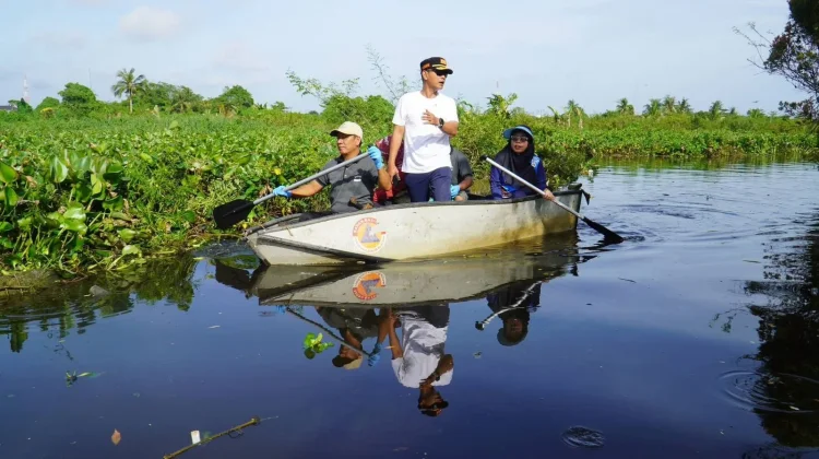 Wali Kota Turun Langsung, Sungai Lumbah Diserbu Pasukan Gabungan