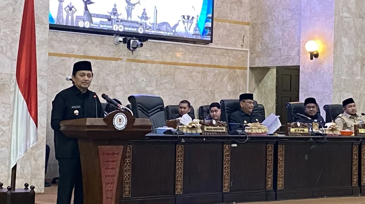 Paripurna DPRD Kalsel Bahas Tiga Raperda Strategis