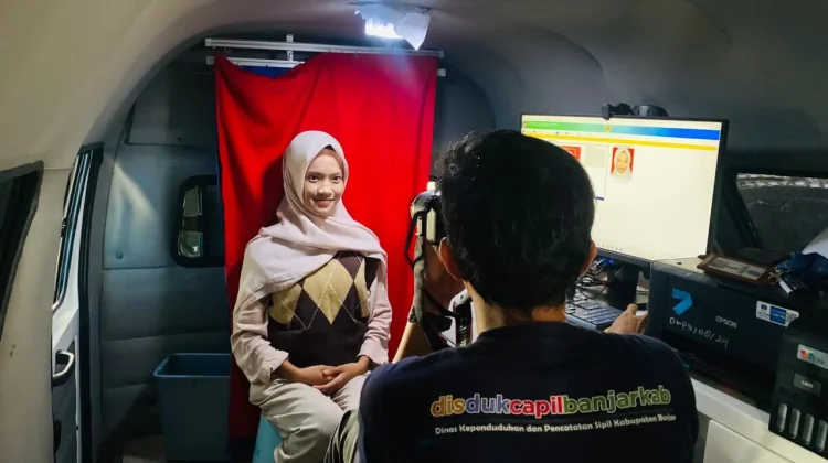 Disdukcapil Kabupaten Banjar Gelar Pelayanan Perekaman KTP Pemula
