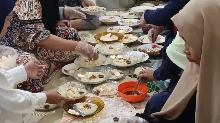 Bubur Sabilal Magnet Buka Puasa Masjid Raya Sabilal Muhtadin