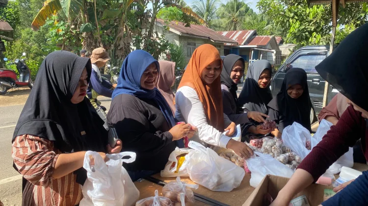 Antusias Tinggi, Barang di Pasar Murah Murung Ilung Balangan Ludes Terjual