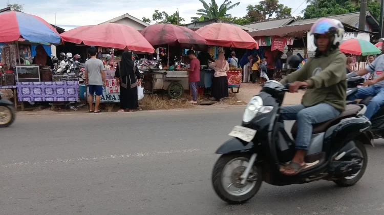 Ramainya Pasar Ramadan Simpang 3 Bentok Bati-Bati